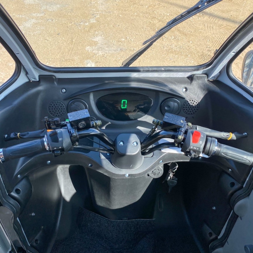 Трицикл грузовой GreenCamel Тендер E1200 (72V 2500W) кабина, BOX, понижающая фото 8