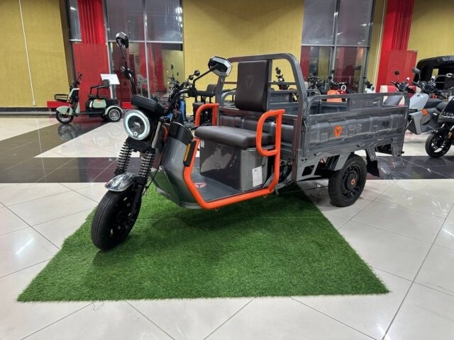 Премиальный электрический грузовой трицикл YADEA ET155H фото 3
