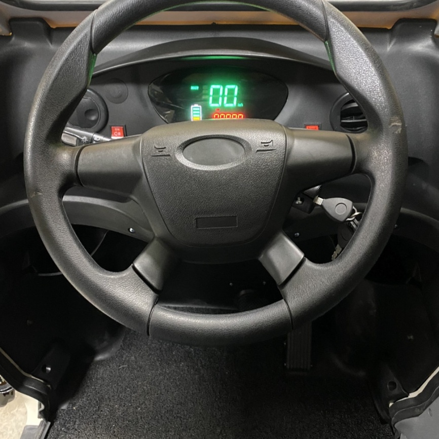 Квадрицикл грузовой GreenCamel Тендер X1200 Квадро (72V 2500W) кабина, BOX, понижающая фото 10