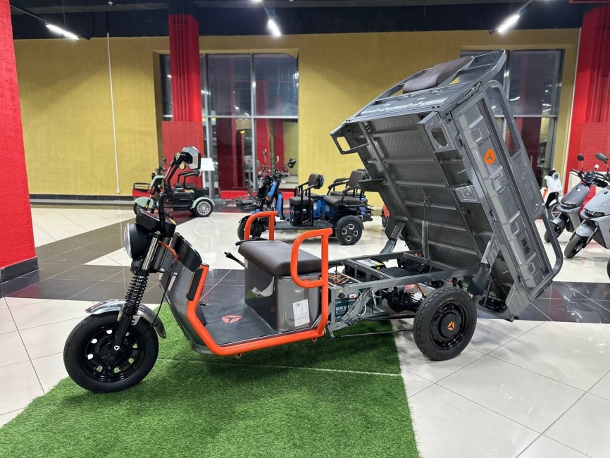 Премиальный электрический грузовой трицикл YADEA ET155H фото 11