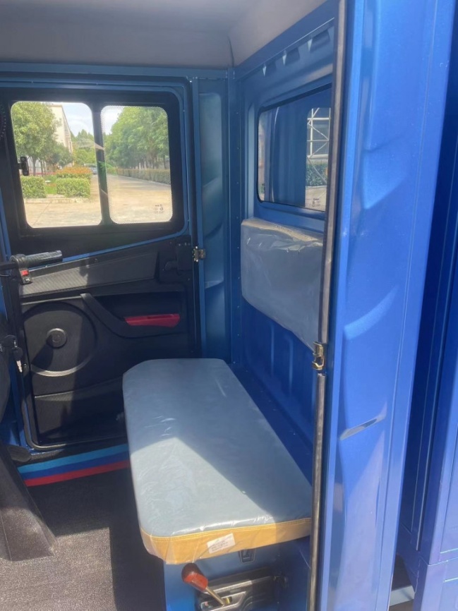 Трицикл грузовой GreenCamel Тендер E1500 (60V 1200W) кабина, BOX, понижающая фото 2