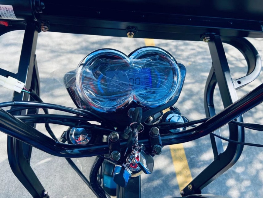 Трицикл грузовой GreenCamel Тендер 2 B1500 (60V 1000W) крыша, понижающая фото 9